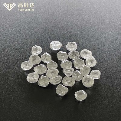2 diamants développés par laboratoire rugueux non coupés de carat du carat 3 pour 1 diamant de carat