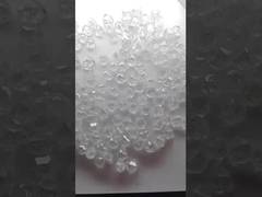 Les diamants bruts de 4 carats et 5 carats