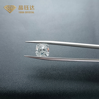 La coupe E VS1 de coussin de diamants développée par laboratoire lâche de CVD HPHT a poli pour des bijoux