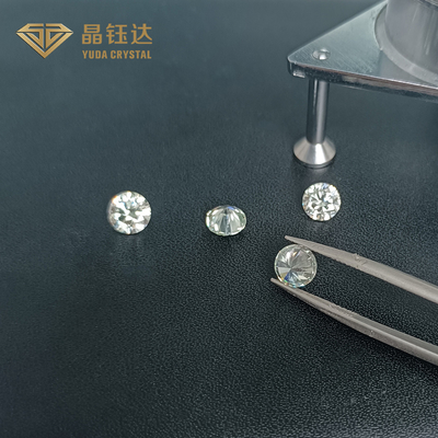 CVD de HPHT autour des diamants développés par laboratoire lâche pour l'anneau de bijoux