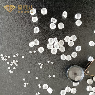 0.6-0.8 carat HPHT développé par laboratoire a traité des diamants Diamond For Jewelry non coupé synthétique