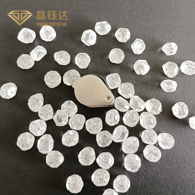 Diamants bruts développés par laboratoire non coupé de HPHT 100% vrai CONTRE des diamants de clarté de SI autour de forme