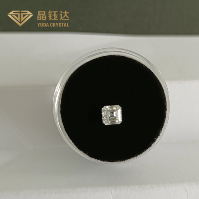 La fantaisie des diamants développée par laboratoire lâche 0.50ct de couleur de DEFGH forment les diamants coupés brillants
