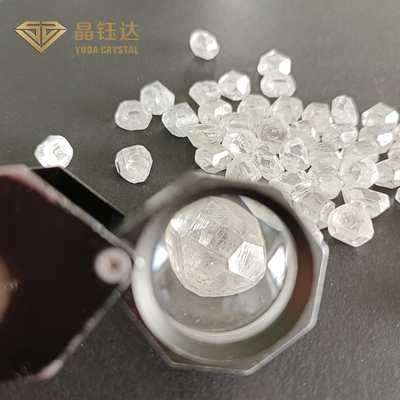 Couleur approximative non coupée de 6ct HPHT Diamond Lab Grown DEF CONTRE la clarté pour des anneaux