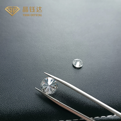 Des diamants cultivés en laboratoire pour les bijoux d'émeraude