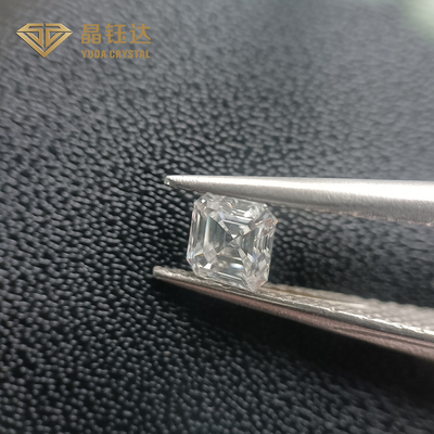 Des diamants fabriqués par un homme de luxe.