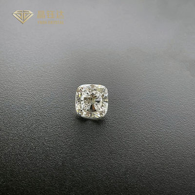 Des diamants cultivés en laboratoire pour les bijoux d'émeraude