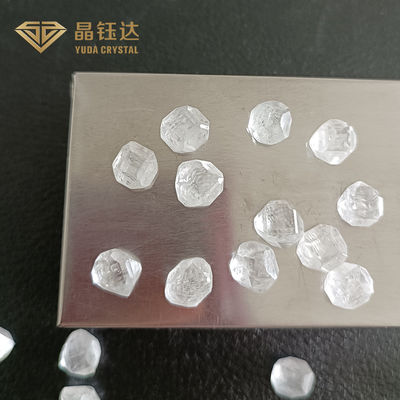Diamant brut non coupé HPHT de haute qualité avec transparence transparente