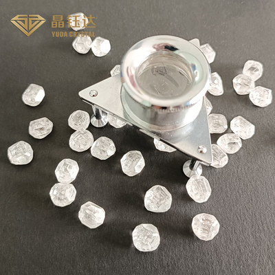 Carré 6 mm à 8 mm DEF Couleur HPHT Dépôt de vapeur chimique de diamant
