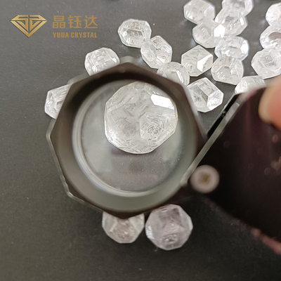 5 - 5,99 carats HPHT Diamant non coupé Cultivé en laboratoire HPHT Diamant brut pour polissage